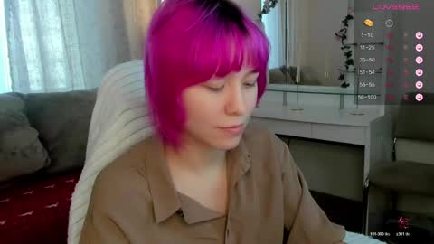 Betty online show from May 12, 1:25 am