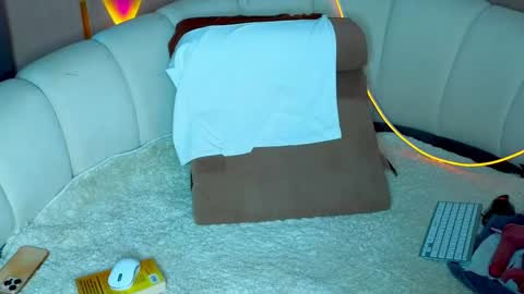 Emily wish-list  online show from May 27, 1:27 am