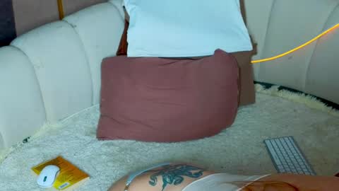 Emily wish-list  online show from May 16, 1:52 am
