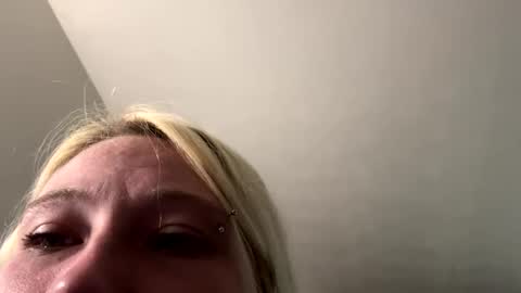 emilywarren296 online show from October 17, 6:33 pm