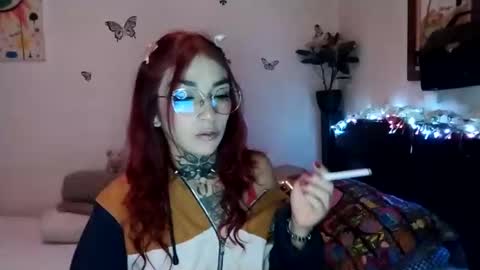 Snapshot of emilywhitee_ chatting on January 4, 2:56 am Valentina independent model online show from January 4, 2:56 am