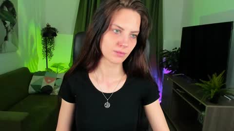 Snapshot of emilywiled chatting on January 28, 6:16 am Emily online show from January 28, 6:16 am