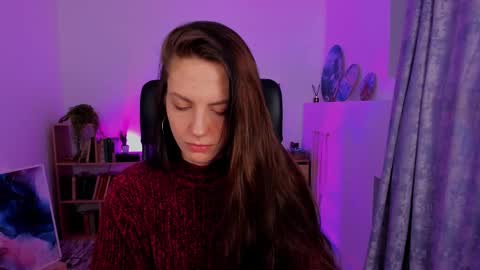 Snapshot of emilywiled chatting on February 27, 8:28 am Emily online show from February 27, 8:28 am