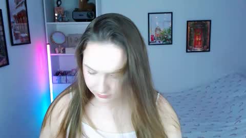 Emily online show from January 6, 1:20 am