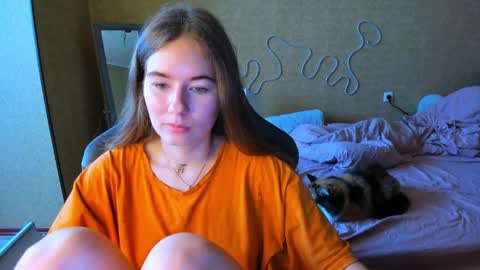 Emily online show from April 16, 10:59 am
