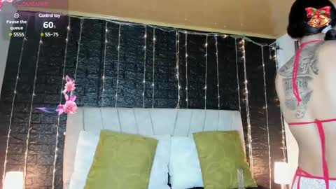 emilyy_sexy01 online show from December 19, 2:45 am