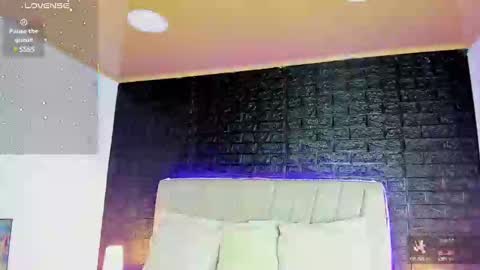 emilyy_sexy01 online show from February 4, 10:32 am
