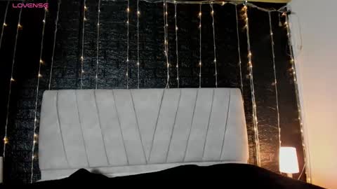 emilyy_sexy01 online show from December 24, 3:16 am