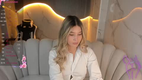 Emma online show from October 2, 8:47 pm
