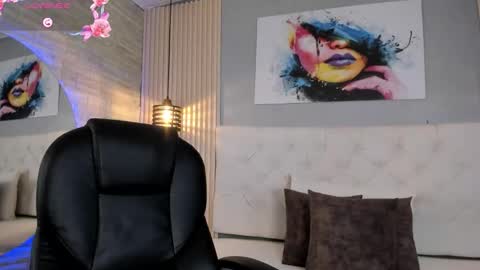 Emma online show from September 22, 12:36 pm