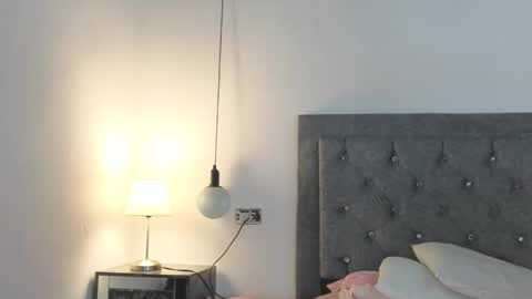 Emma online show from December 5, 5:18 am