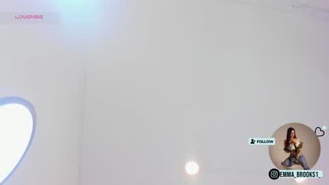 Emma  online show from December 20, 7:50 pm