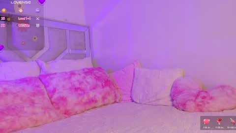  Emma  online show from May 13, 3:23 am