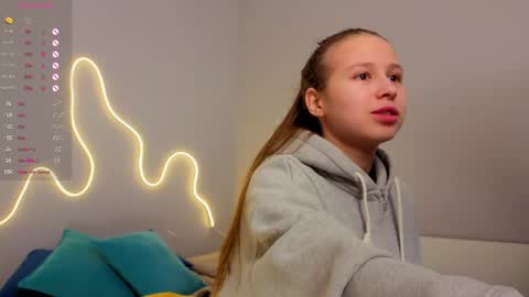 Emma online show from May 24, 4:33 am