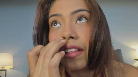 Emma online show from November 15, 7:37 pm