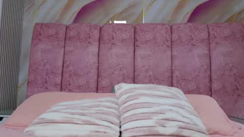 Emma online show from May 12, 3:04 am