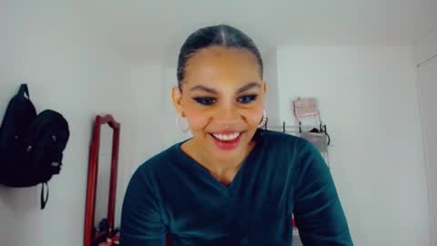 Snapshot of emma_diva chatting on September 27, 11:34 pm emma online show from September 27, 11:34 pm