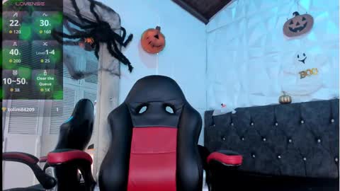 emma_dl2 online show from October 13, 5:37 pm