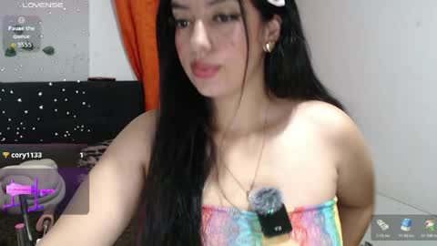 emma_grace_ online show from May 3, 10:29 am