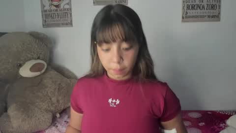 emma_grayys online show from May 8, 8:06 am