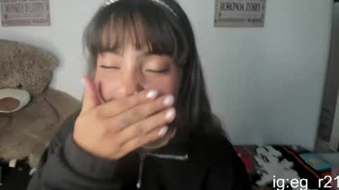 emma_grayys online show from May 6, 8:07 am