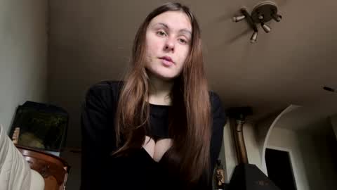 emma_just online show from February 9, 8:22 am