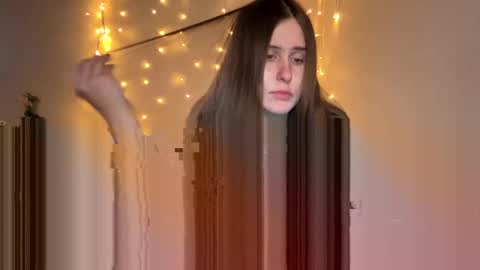 emma_just online show from January 13, 1:06 pm