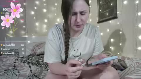 emma_just online show from May 14, 4:13 pm