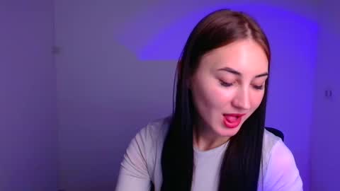 Emma online show from December 18, 12:07 pm