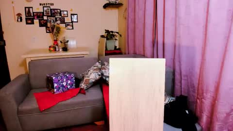  emma luxy online show from March 14, 6:36 am