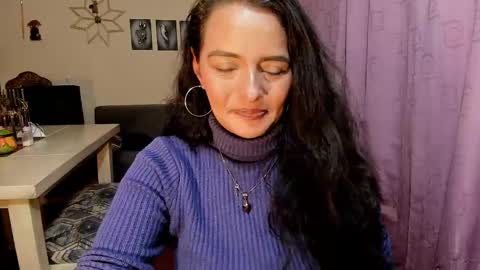  emma luxy online show from June 5, 3:32 am