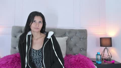 Emma online show from January 18, 11:32 am