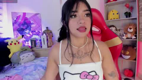 EMMA  online show from March 24, 11:54 pm