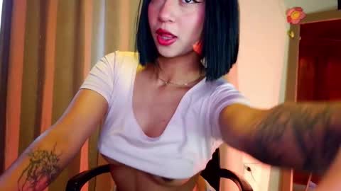 Emma web online show from March 16, 11:36 am