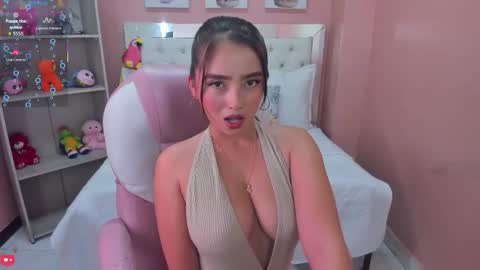 E M M A  online show from March 26, 2:30 pm