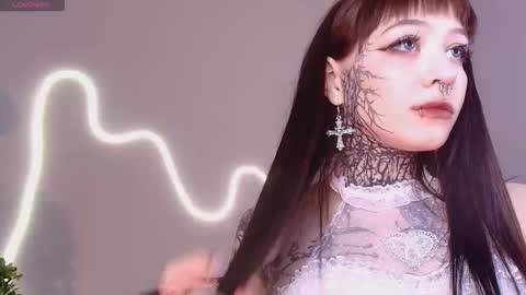 emma_williss online show from October 2, 1:27 pm