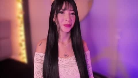 Snapshot of emma_woods__ chatting on December 10, 12:16 pm emma_woods__ online show from December 10, 12:16 pm