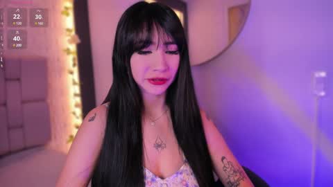 Snapshot of emma_woods__ chatting on December 16, 11:55 am emma_woods__ online show from December 16, 11:55 am