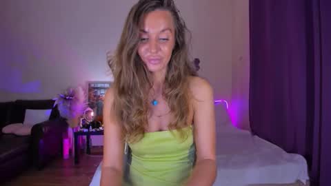 Emma online show from May 21, 5:33 pm