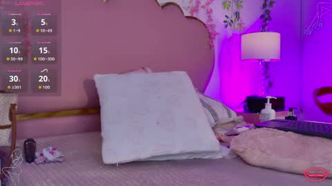 Welcome Im yosein  Your love is my passion activate it with your tips and enjoy with me online show from May 14, 12:16 am