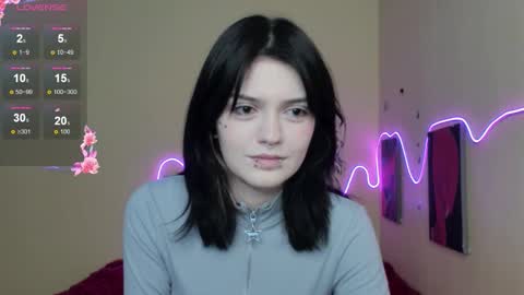 Emma online show from November 19, 8:25 am