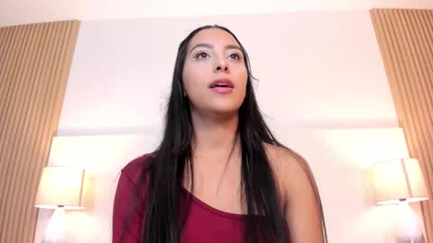 emmaespencer  online show from February 1, 3:16 am