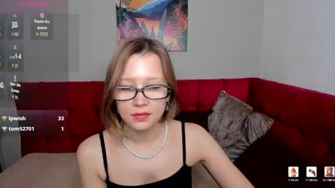Emma 3 online show from May 8, 2:26 am