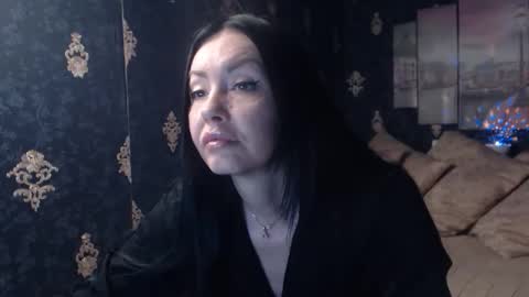 EmmaGoldX online show from January 9, 8:35 pm