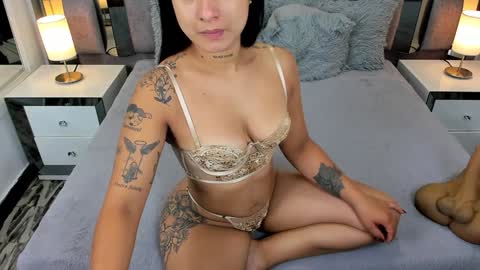 EMMA HILL online show from December 25, 12:37 pm