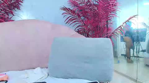 Emma online show from March 5, 1:29 pm