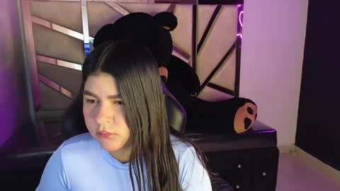 Emma online show from December 18, 11:02 am