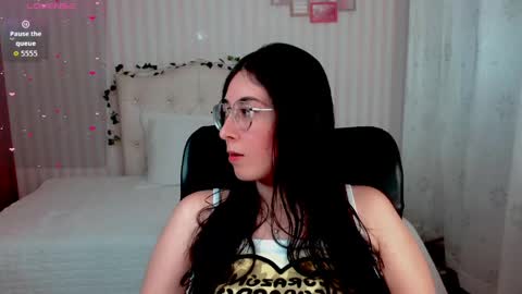 Emmas Room online show from March 25, 1:11 am