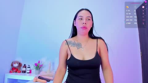 Emma Rogers online show from December 9, 12:40 pm