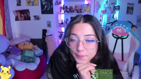 Emma online show from February 20, 4:03 pm